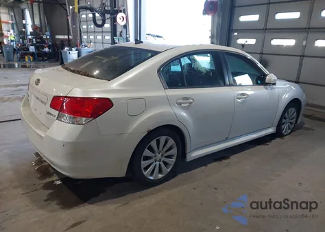 2011 Subaru Legacy 2.5I Limited z USA, uszkodzony, nr VIN 4S3BMCK67B3226182
